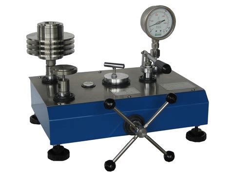 hydraulic deadweight tester